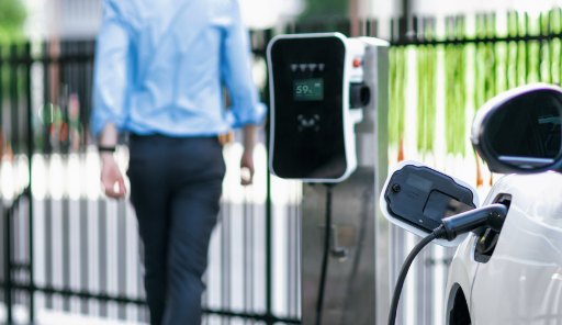 Quiosco de Carga Inteligente para Vehículos Eléctricos.