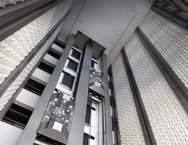 Conectividad de ascensores con router LTE industrial