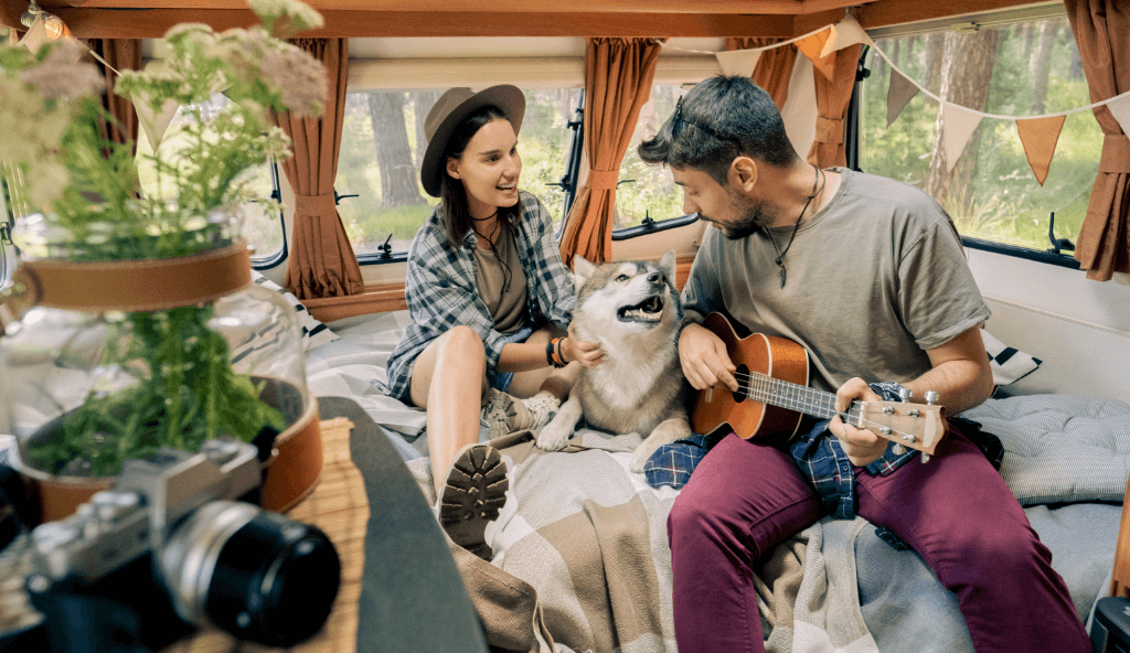5G FWA connectivity for recreational vehicles cover